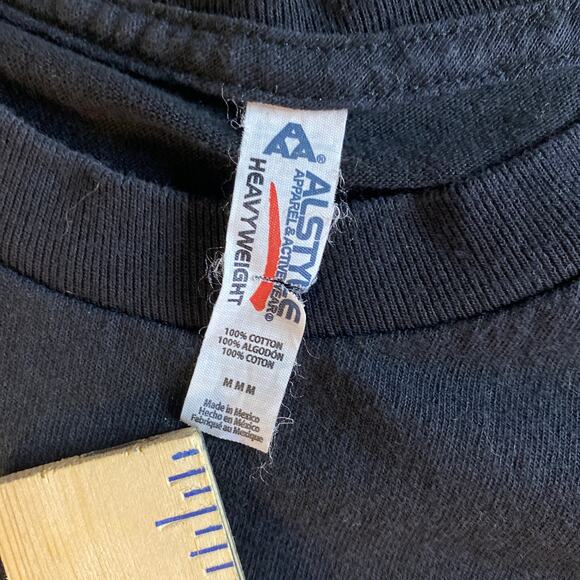 Ed Sheeran 2017 World Tour Medium Graphic Tee Black Short Sleeve - Picture 3 of 7